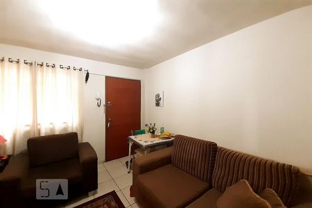 Sala de apartamento para alugar com 1 quarto, 37m² em Cascadura, Rio de Janeiro