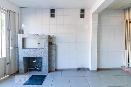 Garagem de casa à venda com 5 quartos, 180m² em Vila Isolina Mazzei, São Paulo