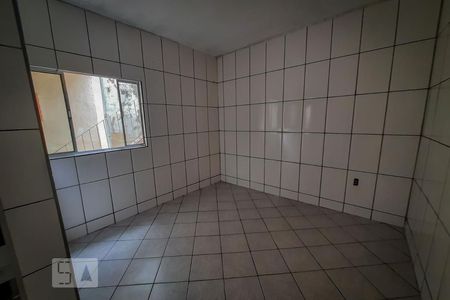 Sala de casa à venda com 2 quartos, 350m² em Jardim Regina, São Paulo