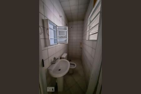 Casa à venda com 350m², 2 quartos e 1 vagaBanheiro