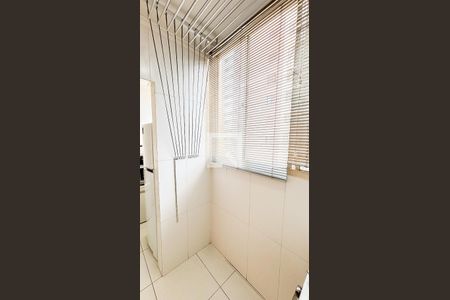 Apartamento para alugar com 72m², 3 quartos e 1 vagaÁrea de Serviço