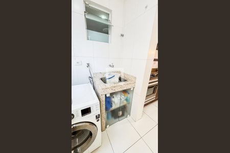 Apartamento para alugar com 72m², 3 quartos e 1 vagaÁrea de Serviço