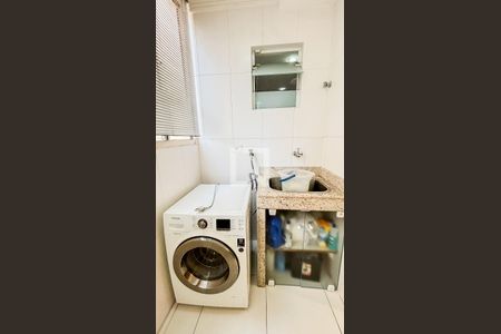 Apartamento para alugar com 72m², 3 quartos e 1 vagaÁrea de Serviço