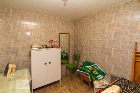 Casa à venda com 134m², 3 quartos e 2 vagasQuarto de serviço