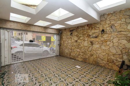 Casa à venda com 134m², 3 quartos e 2 vagasGaragem