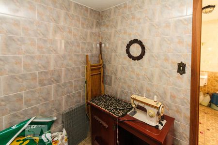 Casa à venda com 134m², 3 quartos e 2 vagasQuarto de serviço