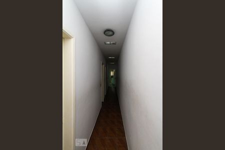 Casa à venda com 134m², 3 quartos e 2 vagasCorredor