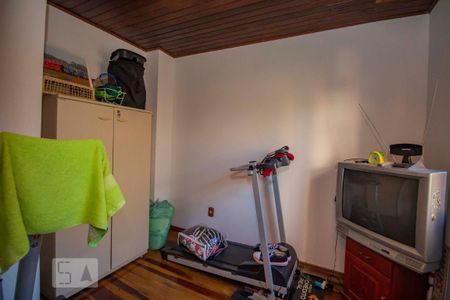 Casa para alugar com 276m², 4 quartos e 5 vagas Casa para alugar com 276m², 4 quartos e 5 vagasQuarto de Serviço