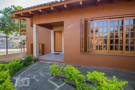 Casa para alugar com 276m², 4 quartos e 5 vagas Casa para alugar com 276m², 4 quartos e 5 vagasFachada da Casa