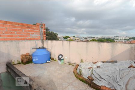 Casa à venda com 125m², 4 quartos e 2 vagas Casa à venda com 125m², 4 quartos e 2 vagasTerraço