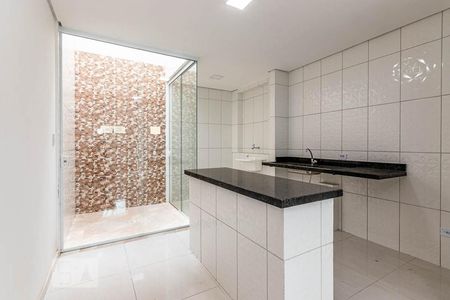 Casa de condomínio à venda com 62m², 2 quartos e 1 vagaCozinha