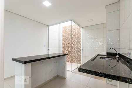 Casa de condomínio à venda com 62m², 2 quartos e 1 vagaCozinha