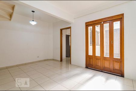 Sala de casa para alugar com 4 quartos, 130m² em Pinheiros, São Paulo