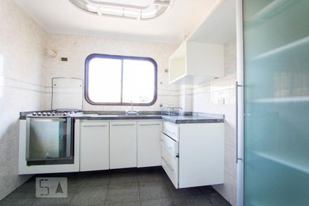 Apartamento à venda com 135m², 4 quartos e 2 vagasCozinha