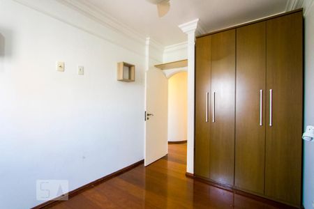 Apartamento à venda com 135m², 4 quartos e 2 vagasQuarto 4