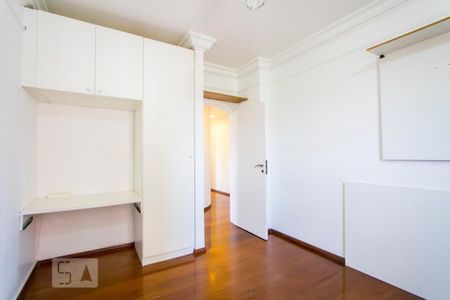 Apartamento à venda com 135m², 4 quartos e 2 vagasQuarto 3