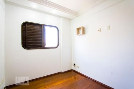 Apartamento à venda com 135m², 4 quartos e 2 vagasQuarto 4