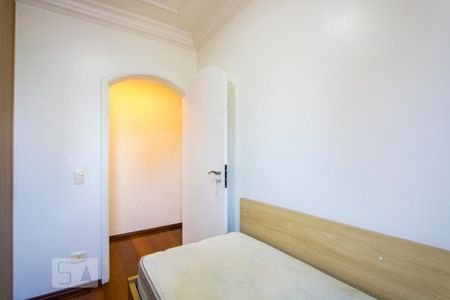 Apartamento à venda com 135m², 4 quartos e 2 vagasQuarto 2