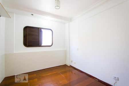 Apartamento à venda com 135m², 4 quartos e 2 vagasQuarto 3