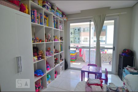 Apartamento à venda com 156m², 3 quartos e 2 vagasQuarto 2