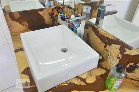 Apartamento à venda com 156m², 3 quartos e 2 vagasBanheiro Suíte