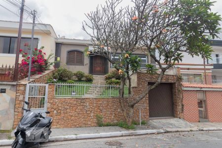 Casa à venda com 300m², 3 quartos e 2 vagasFachada