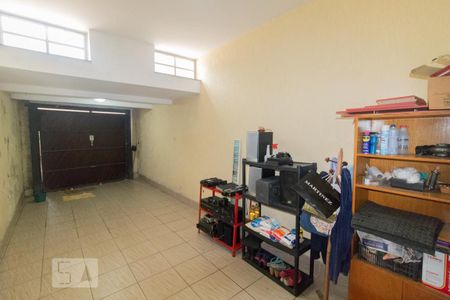 Casa à venda com 300m², 3 quartos e 2 vagasGaragem