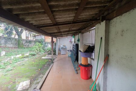 Casa à venda com 300m², 3 quartos e 2 vagasÁrea de Serviço