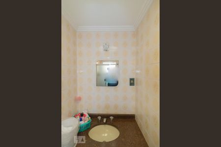 Casa à venda com 300m², 3 quartos e 2 vagasBanheiro da Suíte