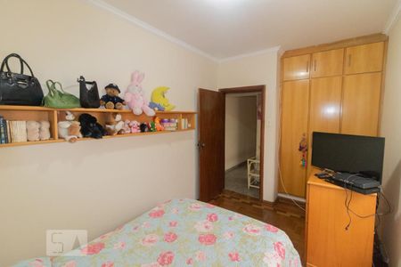 Casa à venda com 300m², 3 quartos e 2 vagasDormitório 2