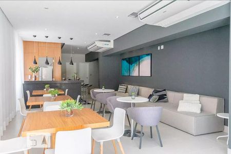 Apartamento à venda com 38m², 2 quartos e sem vagaÁrea comum - Salão de festas