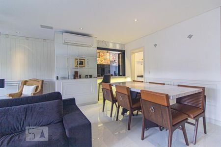 Sala de apartamento para alugar com 2 quartos, 128m² em Água Verde, Curitiba
