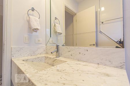 Banheiro - Torneira de apartamento para alugar com 2 quartos, 128m² em Água Verde, Curitiba