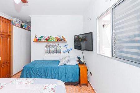 Casa à venda com 240m², 3 quartos e 2 vagasQuarto