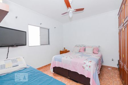 Casa à venda com 240m², 3 quartos e 2 vagasQuarto