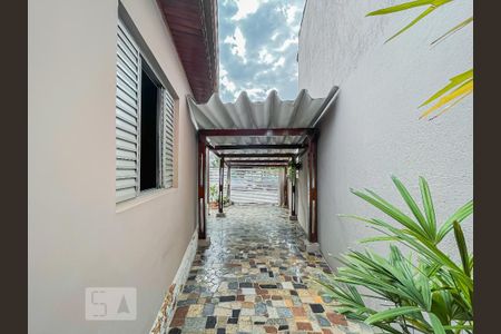 Casa à venda com 240m², 3 quartos e 2 vagasÁrea Externa