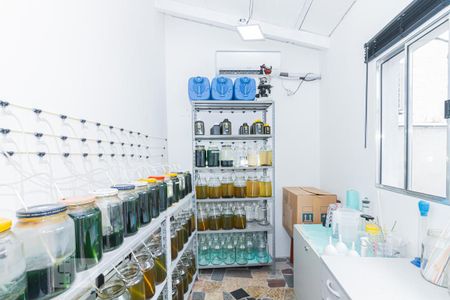 Casa à venda com 240m², 3 quartos e 2 vagasQuarto de Serviço