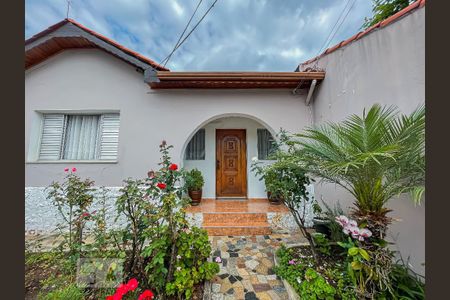 Casa à venda com 240m², 3 quartos e 2 vagasÁrea Externa