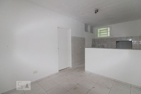 Sala / Cozinha de Casa com 1 quarto, 40m² Vila Gustavo