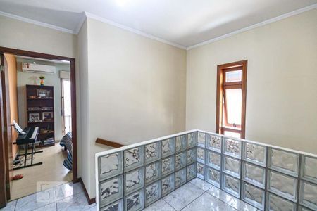 Casa à venda com 100m², 3 quartos e 1 vaga Casa à venda com 100m², 3 quartos e 1 vagaCorredor