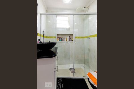 Casa à venda com 125m², 2 quartos e 1 vaga Casa à venda com 125m², 2 quartos e 1 vagaBanheiro