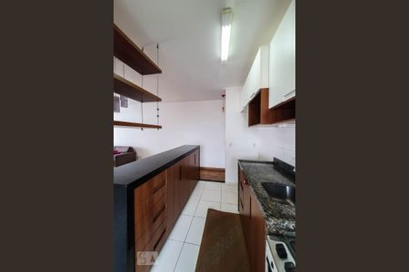 Apartamento à venda com 96m², 3 quartos e 2 vagasCozinha