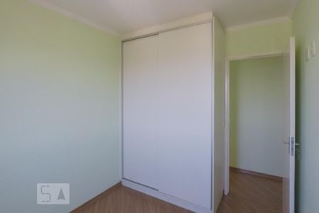 Quarto 1 de apartamento para alugar com 2 quartos, 48m² em Vila Liviero, São Paulo