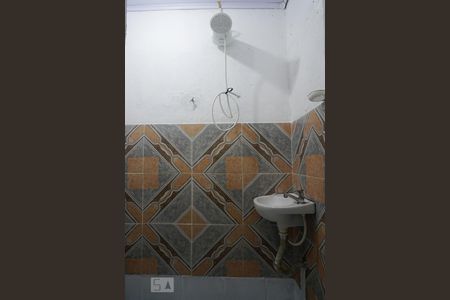 Casa para alugar com 30m², 1 quarto e sem vagaBanheiro