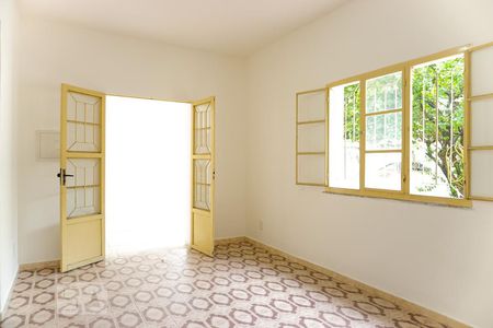 Sala 1 de casa para alugar com 4 quartos, 200m² em Campo Grande, Rio de Janeiro