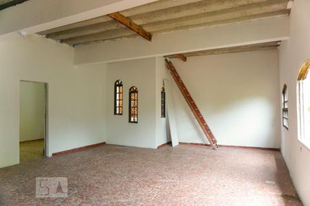 Casa para alugar com 200m², 4 quartos e 1 vagaHall