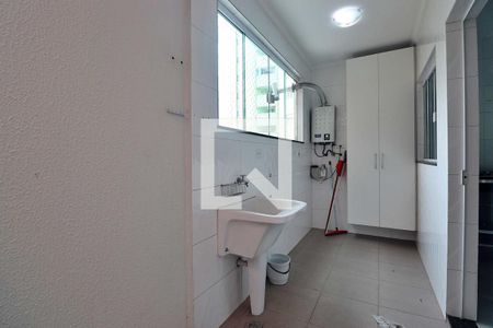 Casa de condomínio para alugar com 235m², 3 quartos e 3 vagasÁrea de Serviço