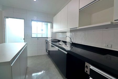 Casa de condomínio para alugar com 235m², 3 quartos e 3 vagasCozinha