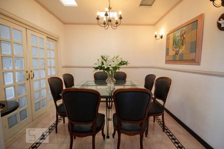 Casa à venda com 405m², 5 quartos e sem vaga Casa à venda com 405m², 5 quartos e sem vagaCopa