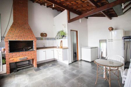 Casa à venda com 405m², 5 quartos e sem vaga Casa à venda com 405m², 5 quartos e sem vagachurrasqueira